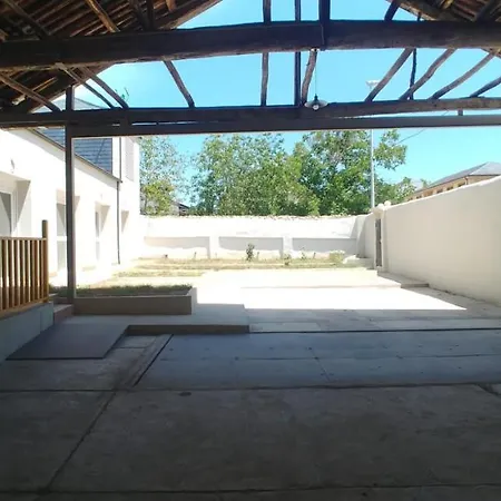 Turísticos Magencio Apartamento